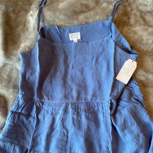 Time and Tru flowy top!